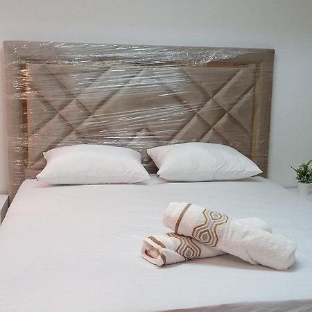 Amazing Appartement Au Centre Ville En Face Hilton & Gare Train De Tgv De Tanger 2N المظهر الخارجي الصورة