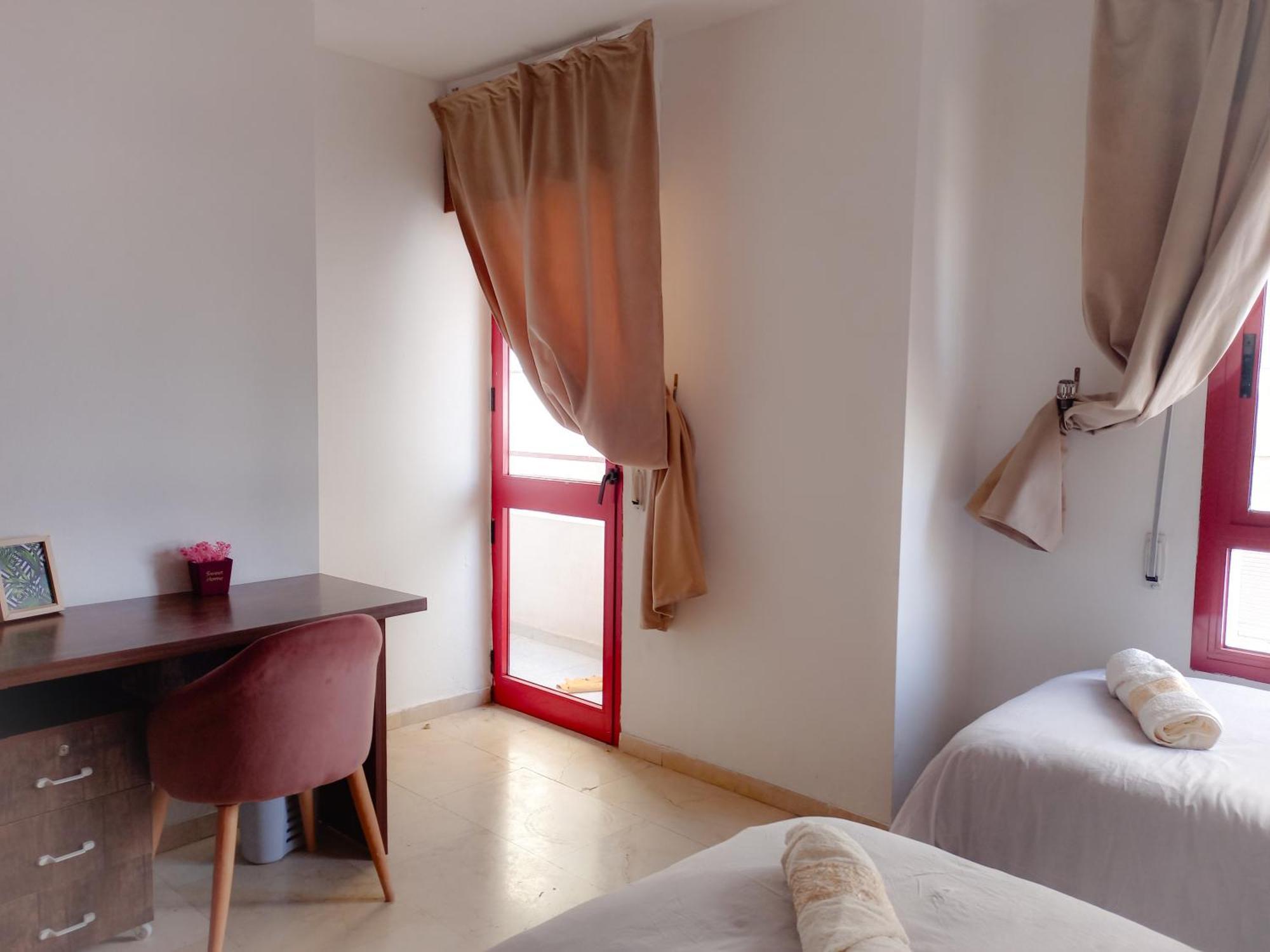 Amazing Appartement Au Centre Ville En Face Hilton & Gare Train De Tgv De Tanger 2N المظهر الخارجي الصورة